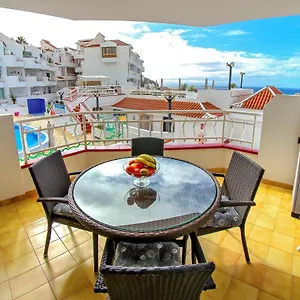 https://diamond-apartment.in-canary-islands.com